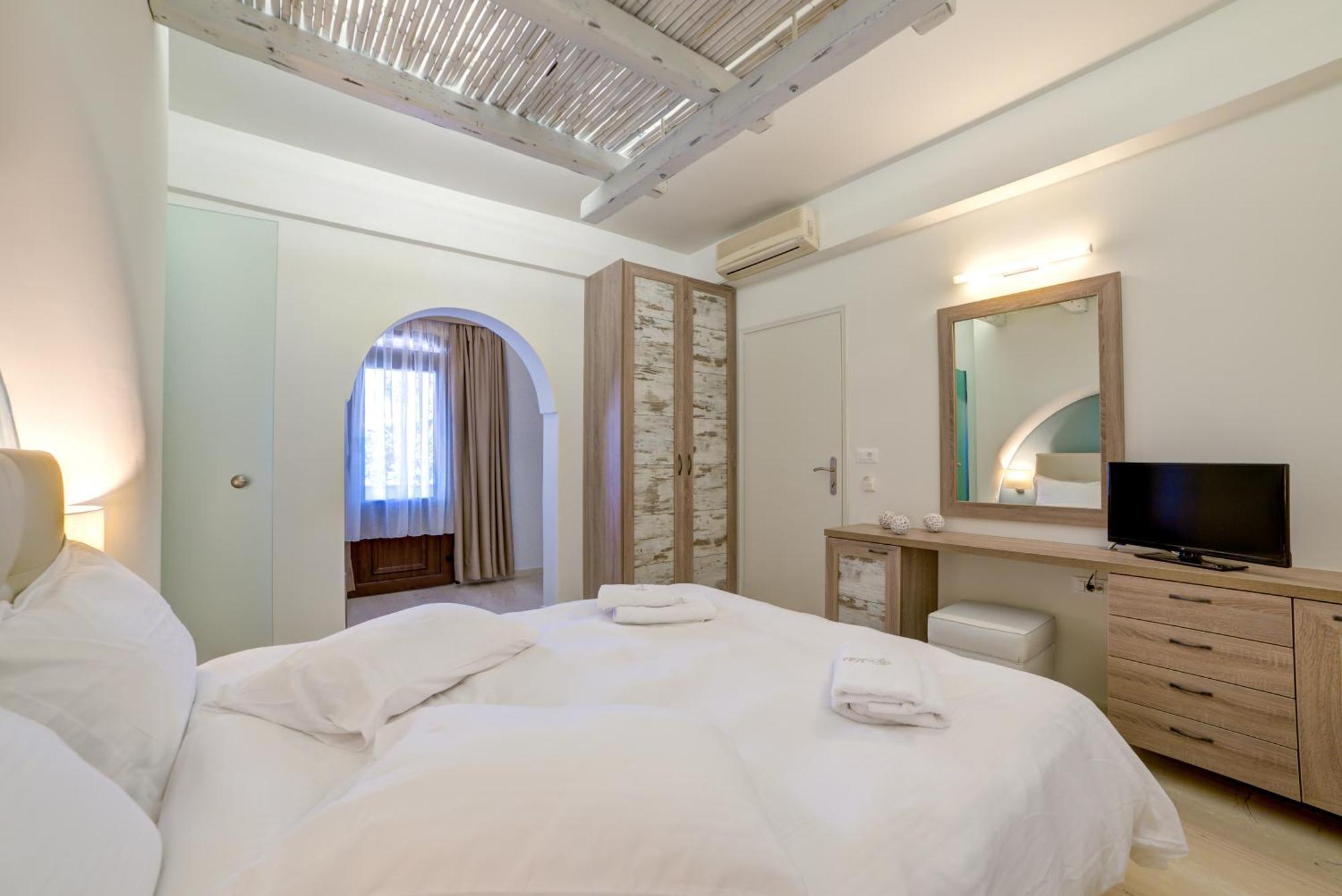 Ifestos Villa Фіра Номер фото